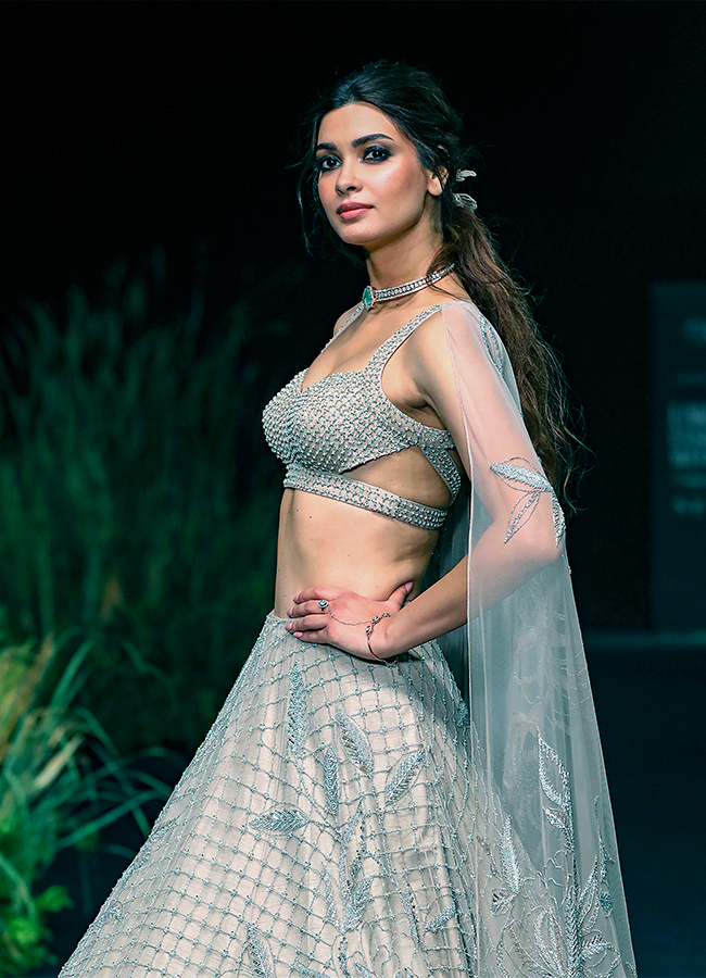 Lakme_20Fashion_20Week_202024_20in_20Mumbai_20Photos-35.jpg 33