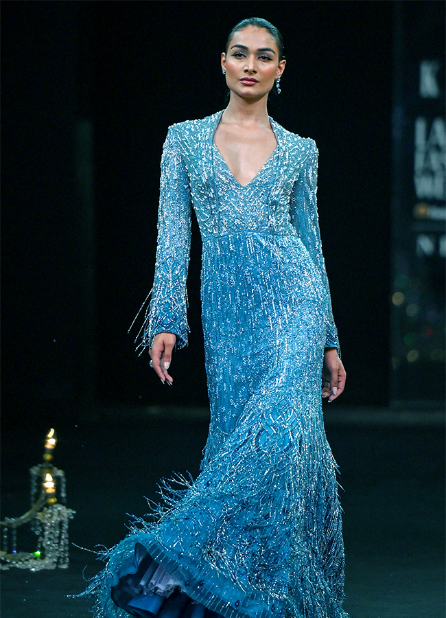Lakme_20Fashion_20Week_202024_20in_20Mumbai_20Photos-43.jpg 41