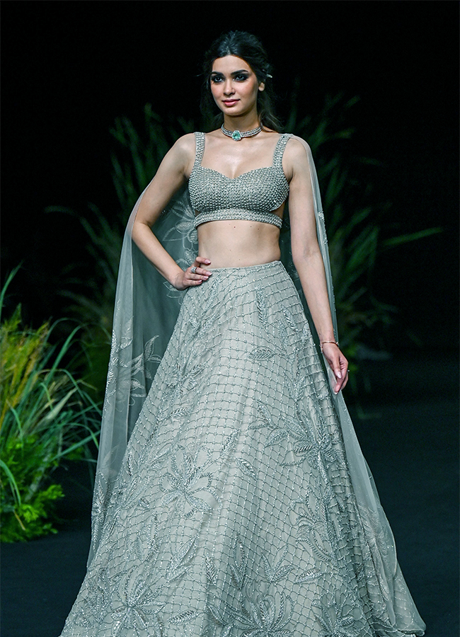 Lakme_20Fashion_20Week_202024_20in_20Mumbai_20Photos-7.jpg 7