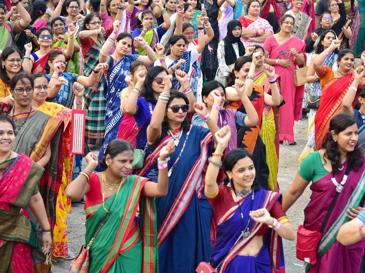 Saree_20Run_20at_20People_20Plaza_20Photos26.jpg 27