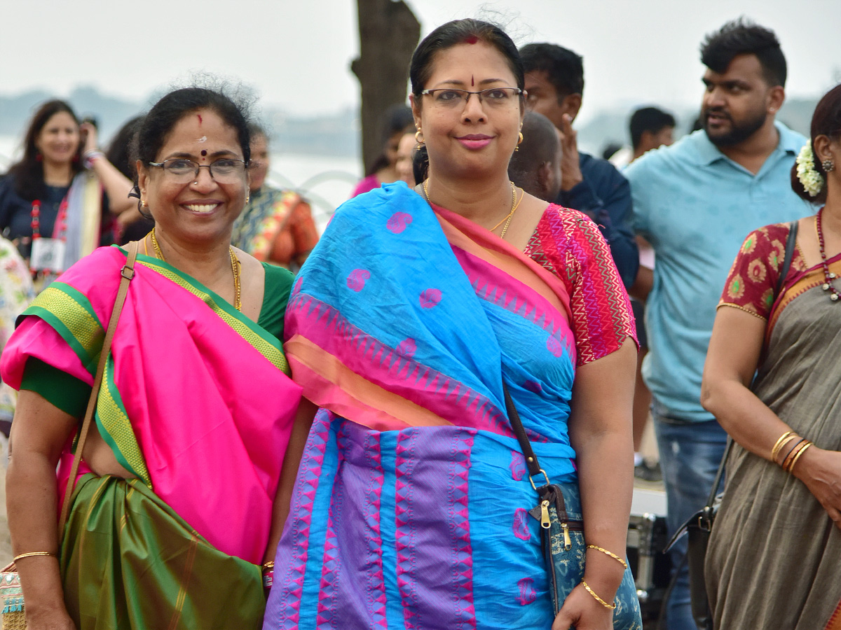 Saree_20Run_20at_20People_20Plaza_20Photos5.jpg 6