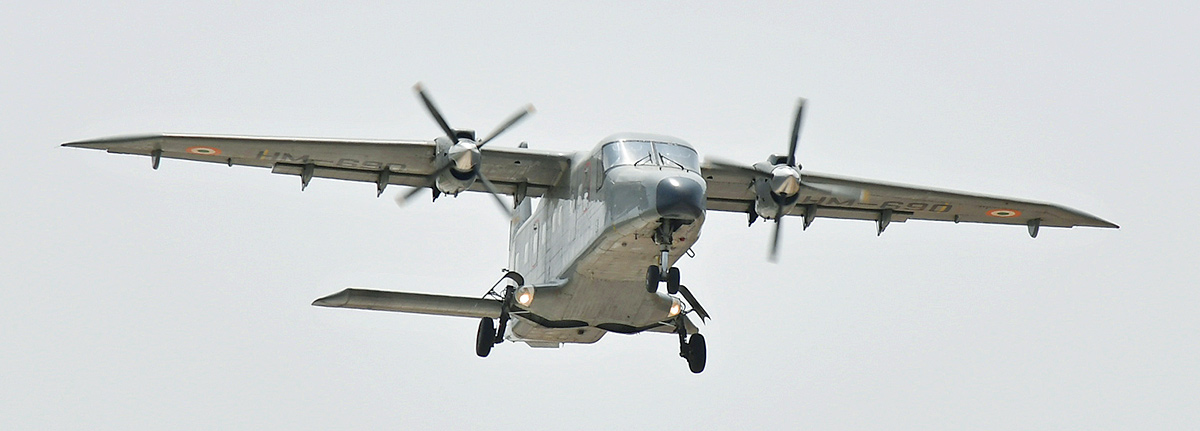Traffic_20Curbs_20Today_20for_20Trial_20Landing_20of_20IAF_20jet_20on_20NH-16_20in_20Bapatla_20District-17.jpg 16