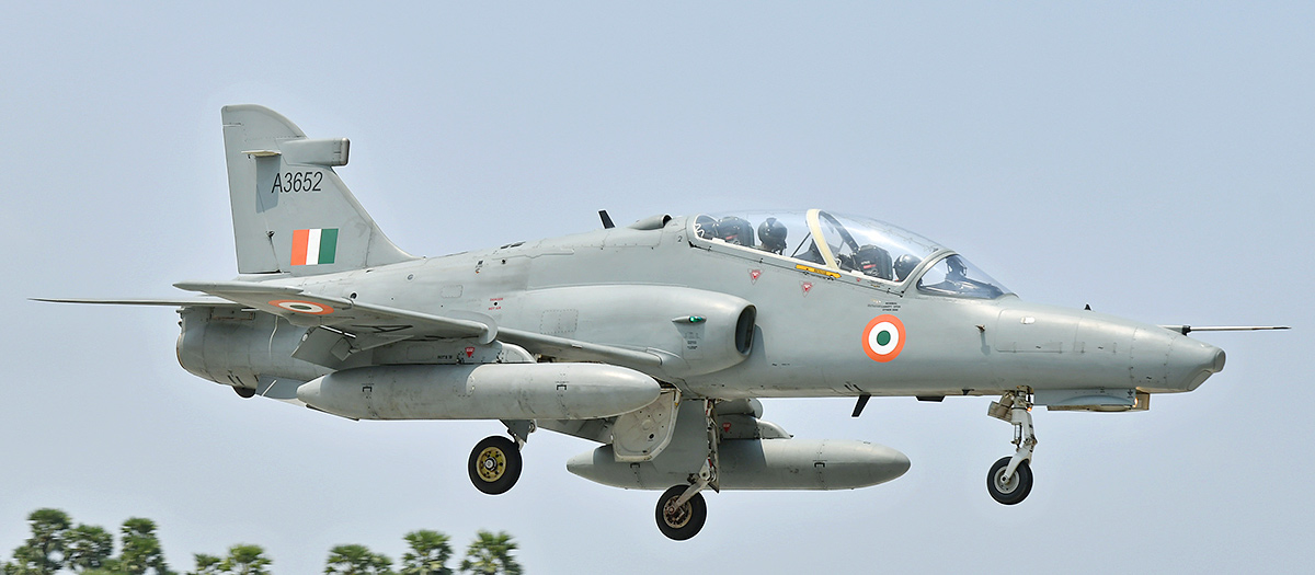 Traffic_20Curbs_20Today_20for_20Trial_20Landing_20of_20IAF_20jet_20on_20NH-16_20in_20Bapatla_20District-26.jpg 24