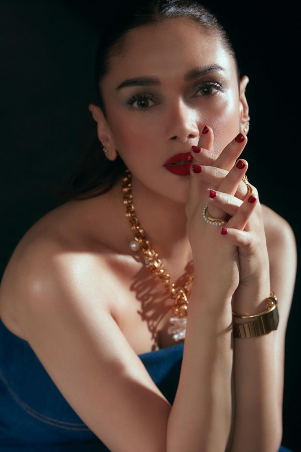 Aditi_20Rao_20Hydari3.jpg 2