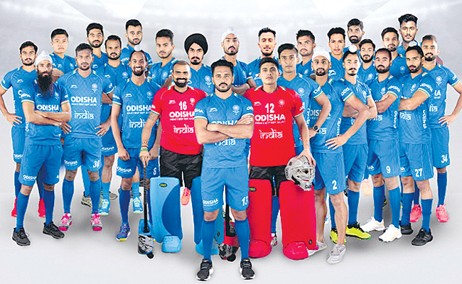INDIA-HOCKEY-27-TEAM.jpg