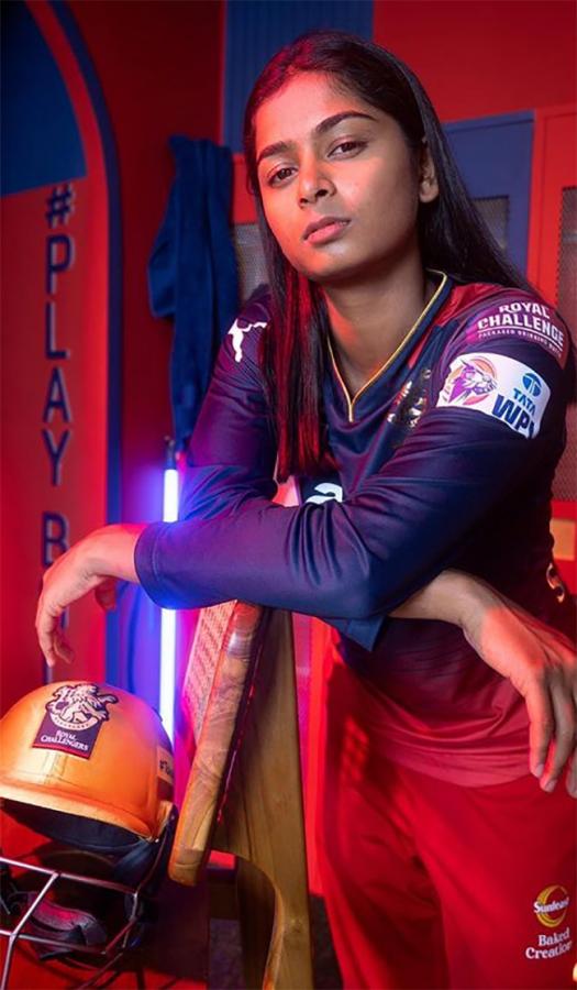 RCB_20Shreyanka_20Patil_20in_20WPL_202024-17.jpg 17
