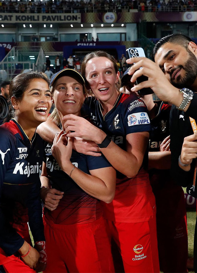 RCB_20Shreyanka_20Patil_20in_20WPL_202024-7.jpg 7