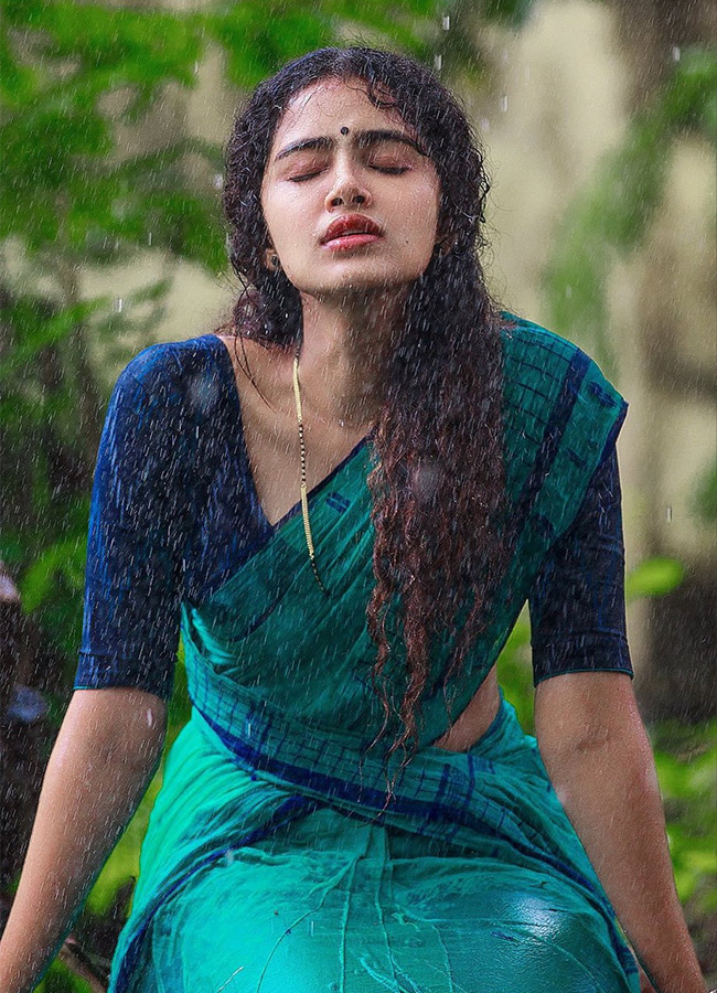 actress_20anupama_20parameswaran_20hot_20pics-11.jpg 11