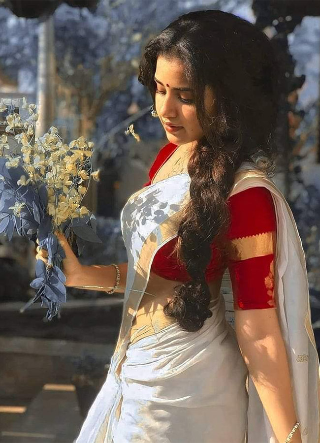 actress_20anupama_20parameswaran_20hot_20pics-19.jpg 19