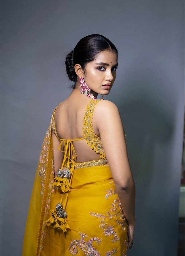 actress_20anupama_20parameswaran_20hot_20pics-23.jpg 23