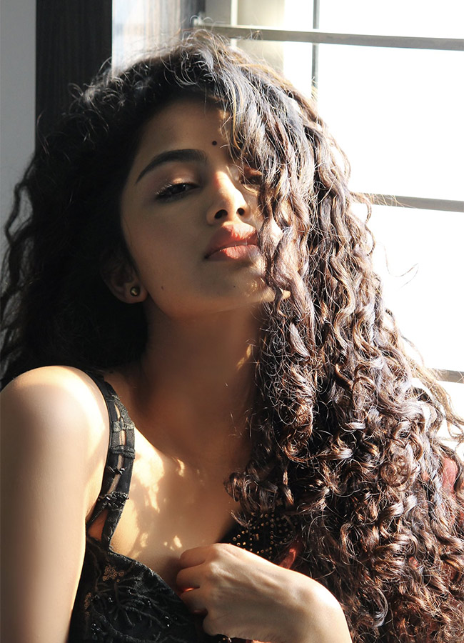 actress_20anupama_20parameswaran_20hot_20pics-4.jpg 4