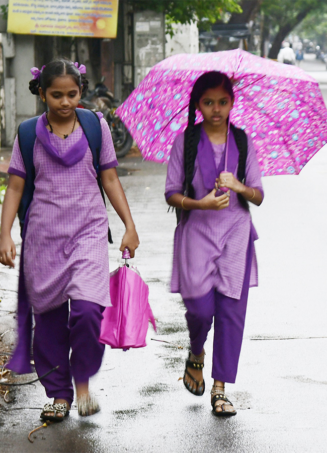 Heavy_20Rains_20in_20Visakhapatnam_20Photos-22.jpg 21