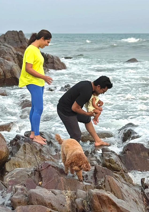 Ram_20Charan_20And_20Upasana_20Konidela_20Give_20First_20Beach_20Experience_20To_20Klin_20Kaara_2C_20Photos_20Gallery-11.jpg 11