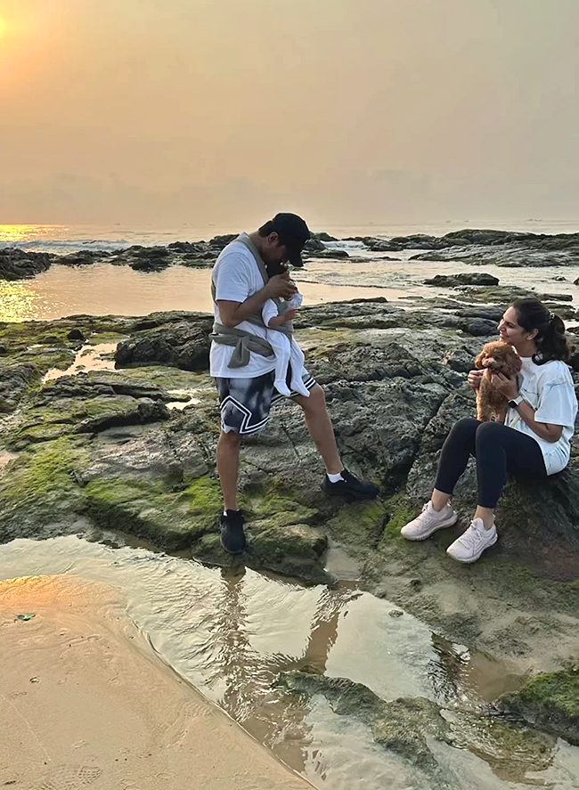 Ram_20Charan_20And_20Upasana_20Konidela_20Give_20First_20Beach_20Experience_20To_20Klin_20Kaara_2C_20Photos_20Gallery-12.jpg 12