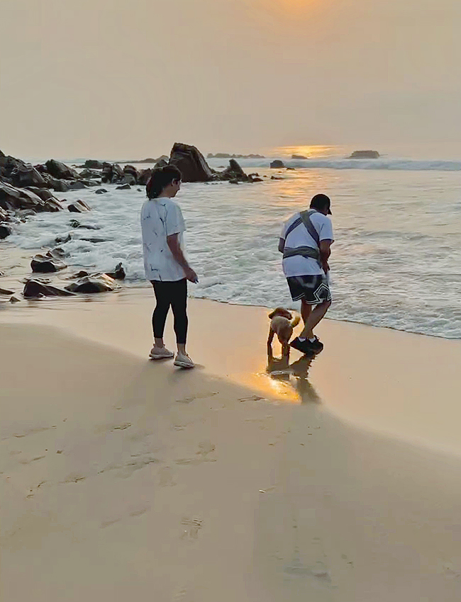 Ram_20Charan_20And_20Upasana_20Konidela_20Give_20First_20Beach_20Experience_20To_20Klin_20Kaara_2C_20Photos_20Gallery-14.jpg 14