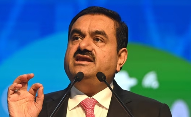 adani01.jpg