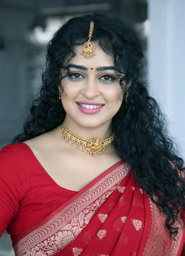Actress_20Apsara_20Rani_20hot_20photoshoot-24.jpg 24