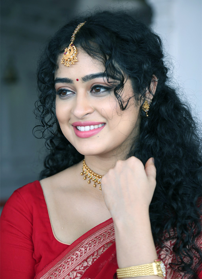Actress_20Apsara_20Rani_20hot_20photoshoot-26.jpg 26
