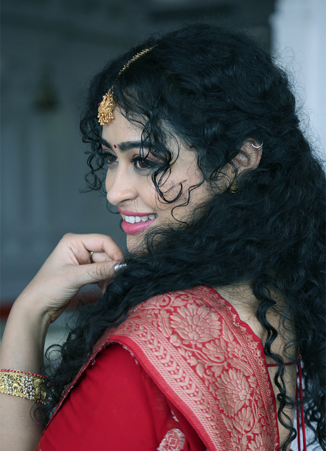Actress_20Apsara_20Rani_20hot_20photoshoot-29.jpg 28