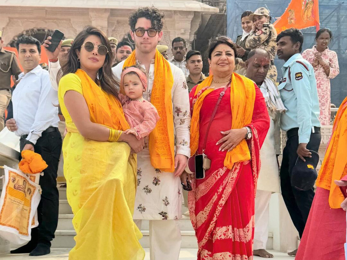 Priyanka_20Chopra_20husband_20Nick_20Jonas_20visits_20the_20Ram_20Temple_20in_20Ayodhya-9.jpg 7