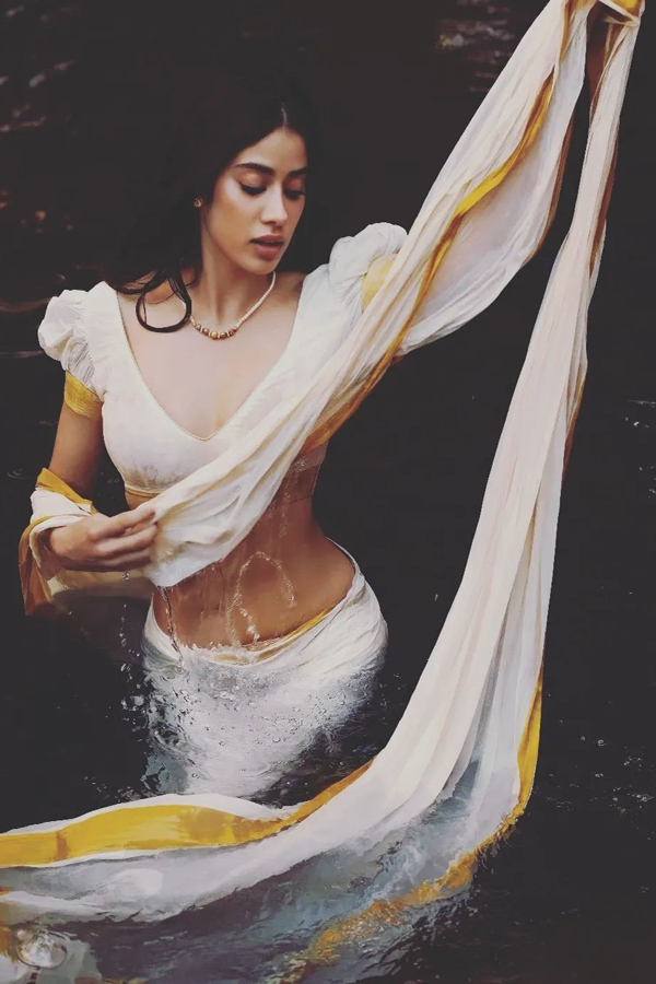 jahnvikapoor.jpg 17