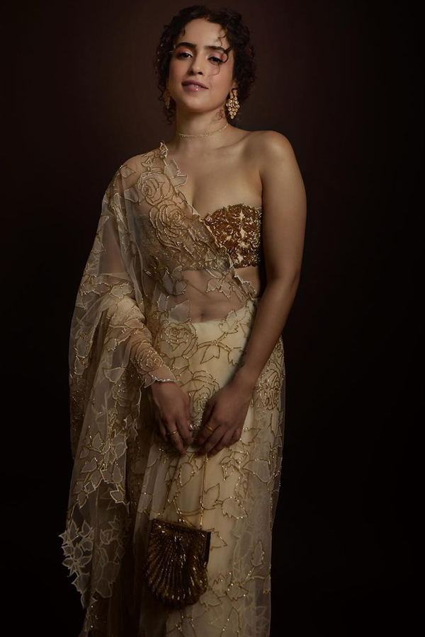 sanyamalhotra.jpg 9