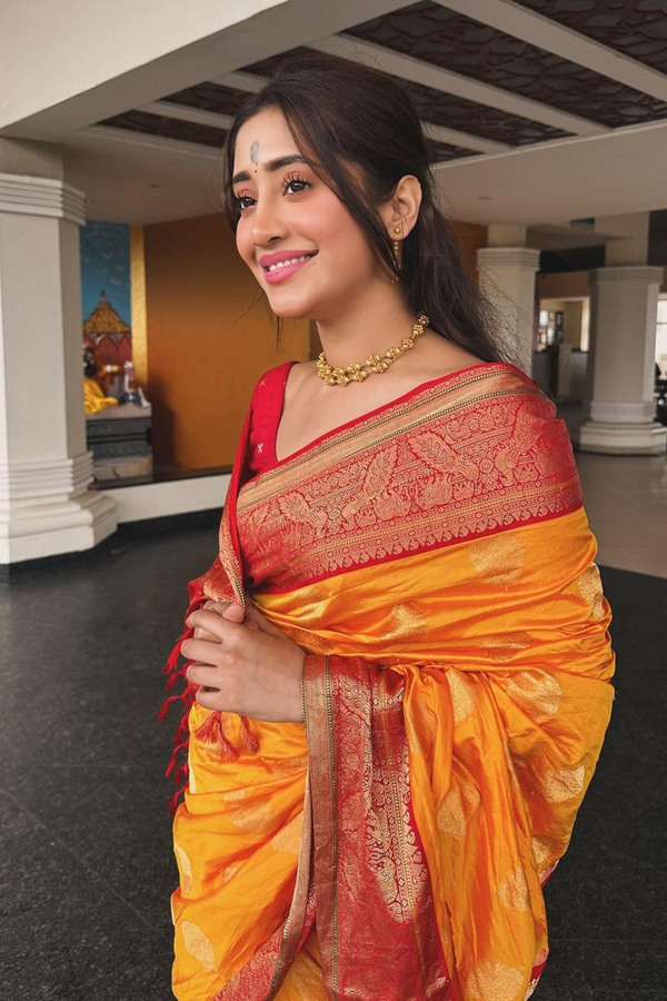 shivangijoshi_204.jpg 20