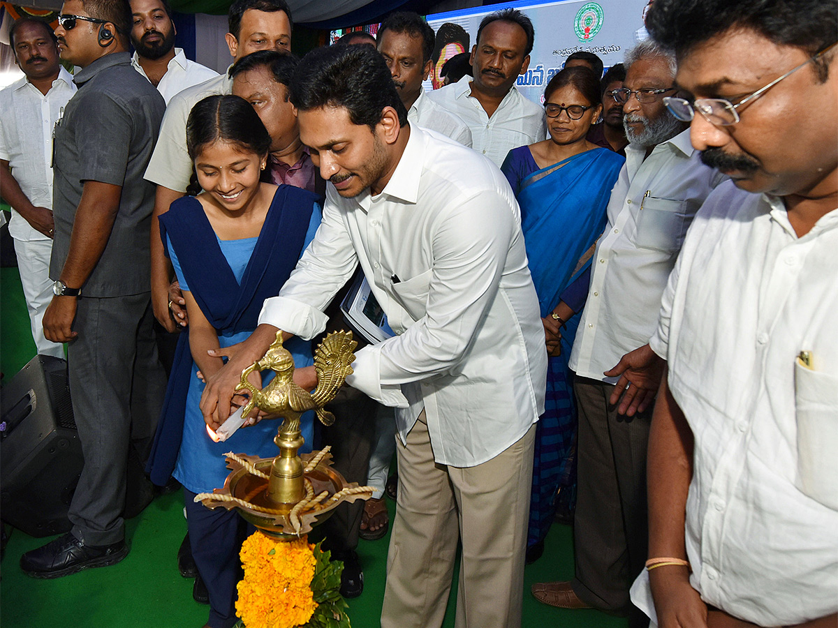 Andhra_20Pradesh_20Government_20schools_20To_20Get_20New-14.jpg 14