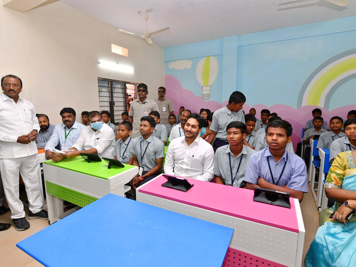 Andhra_20Pradesh_20Government_20schools_20To_20Get_20New-17.jpg 17