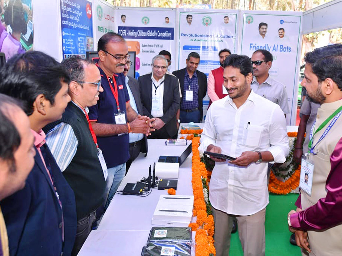 Andhra_20Pradesh_20Government_20schools_20To_20Get_20New-22.jpg 22