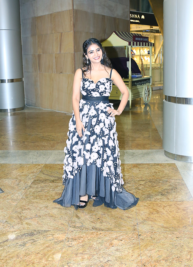 Actress_20Ananya_20Nagalla_20hot_20photos-23.jpg 23