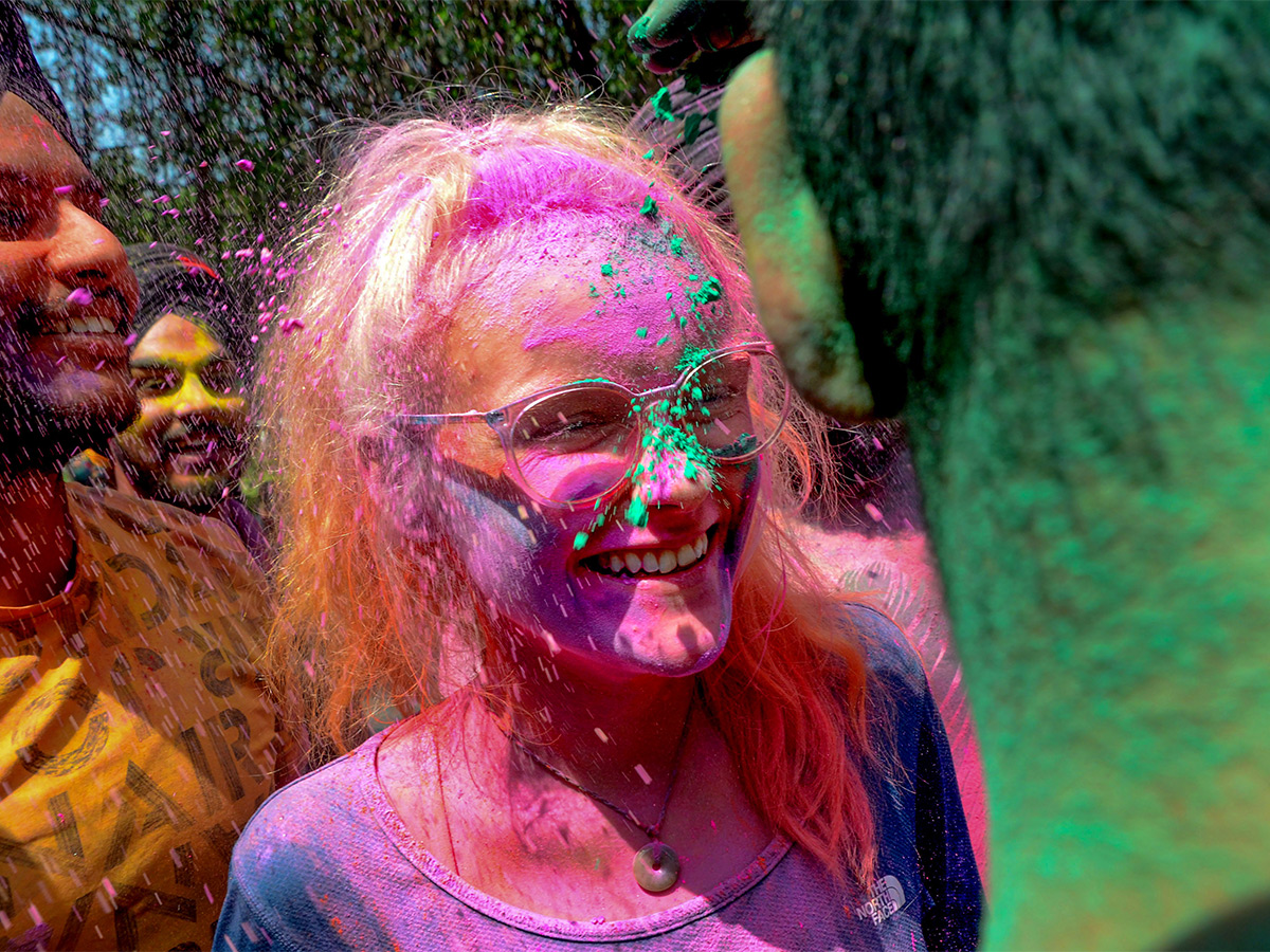 Holi_20Celebrations_20At_20North_20India_20Special_20Photos-9.jpg 9