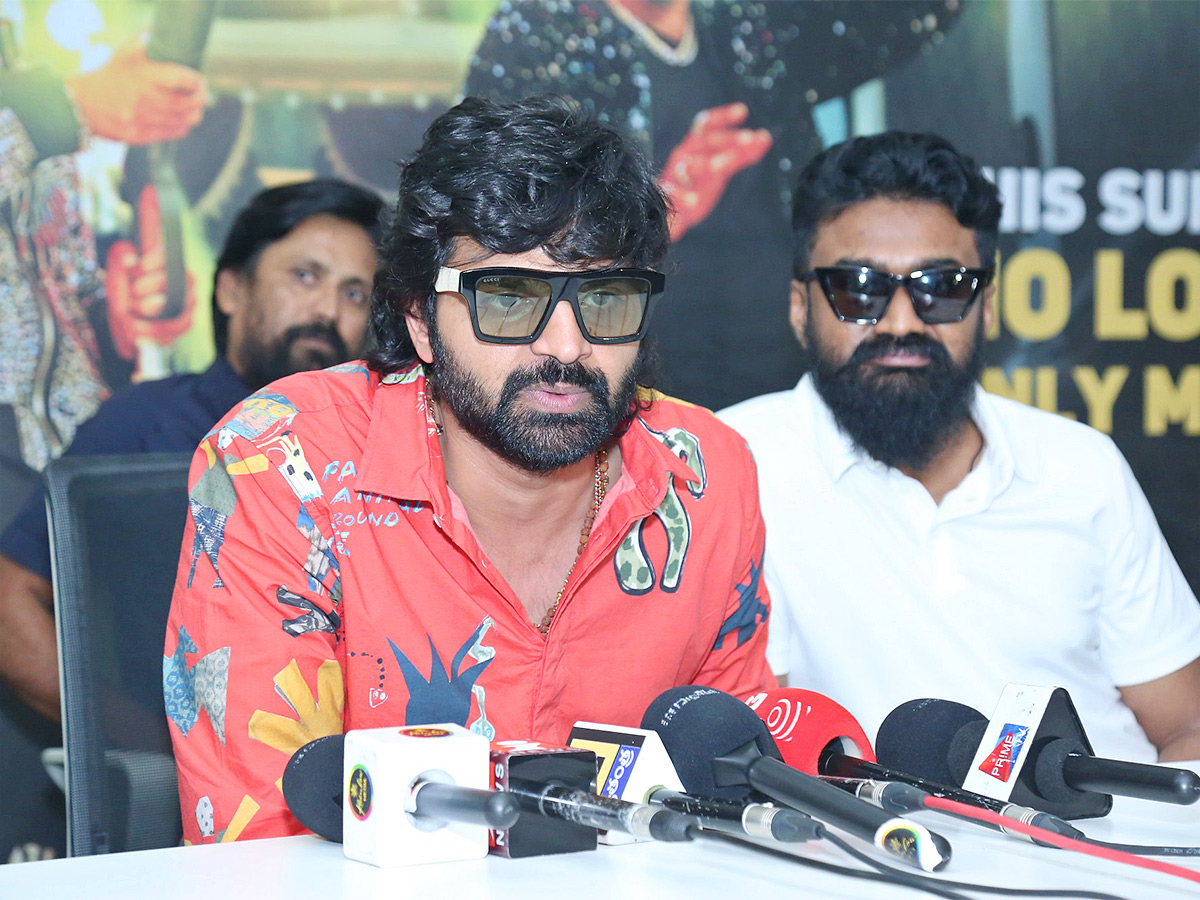 Om_20Boom_20Bush_20Movie_20Success_20Celebrations-13.jpg 13