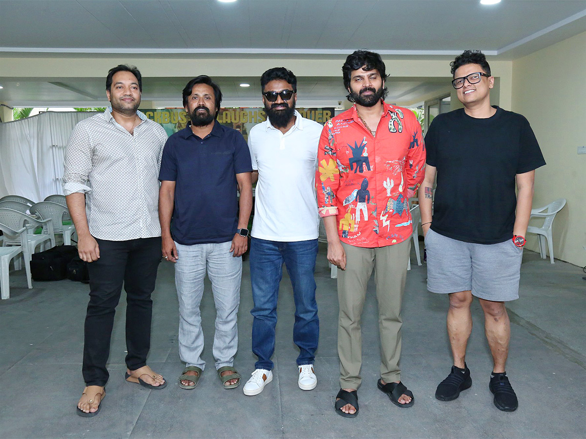 Om_20Boom_20Bush_20Movie_20Success_20Celebrations-16.jpg 16