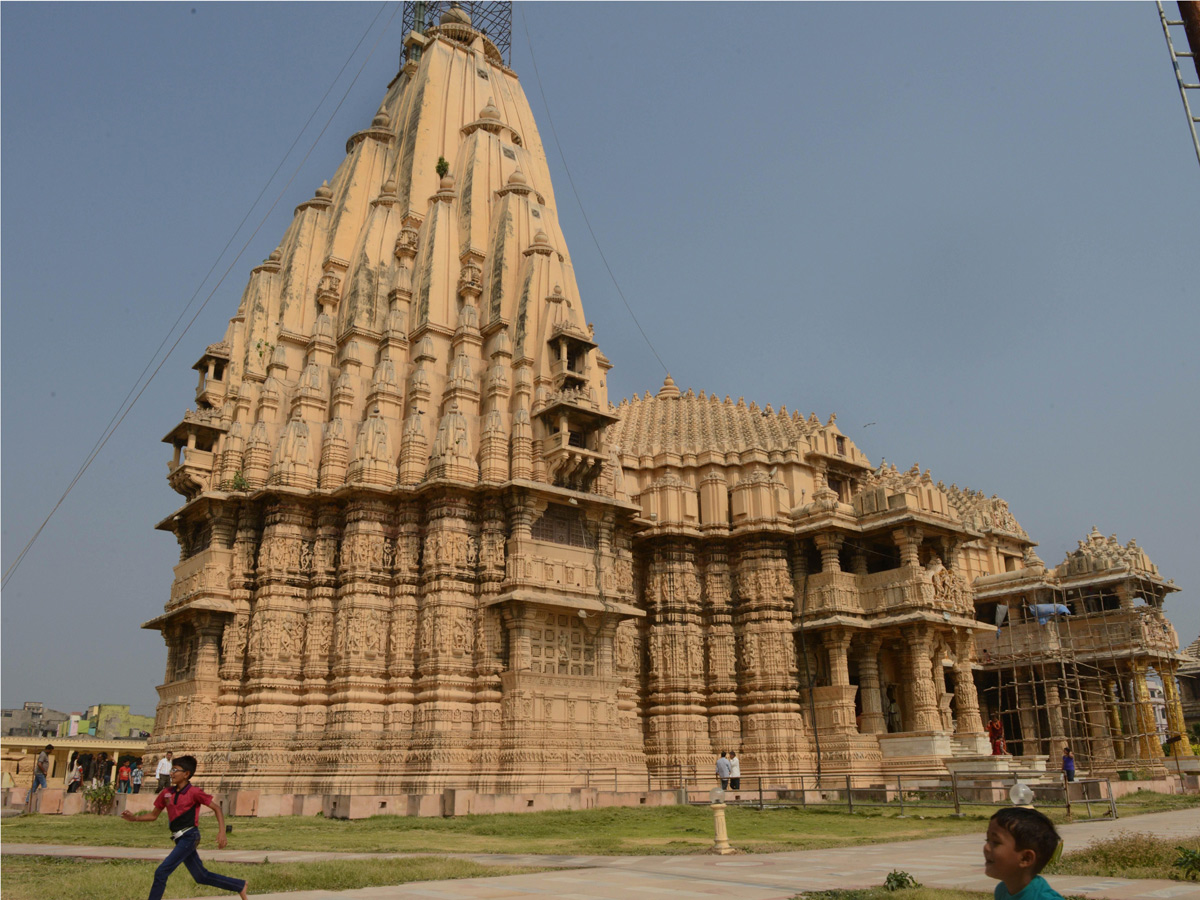 Famous_20Hindu_20Temples_20in_20India_20Photos_6.jpg 7