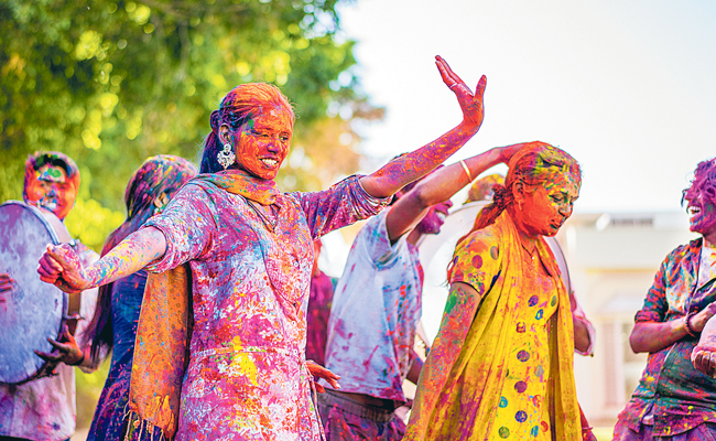 Holi.jpg