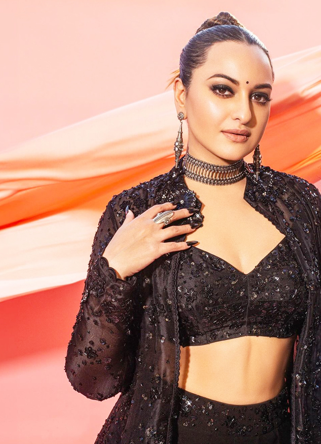 Sonakshi-Sinha-19.jpg 20