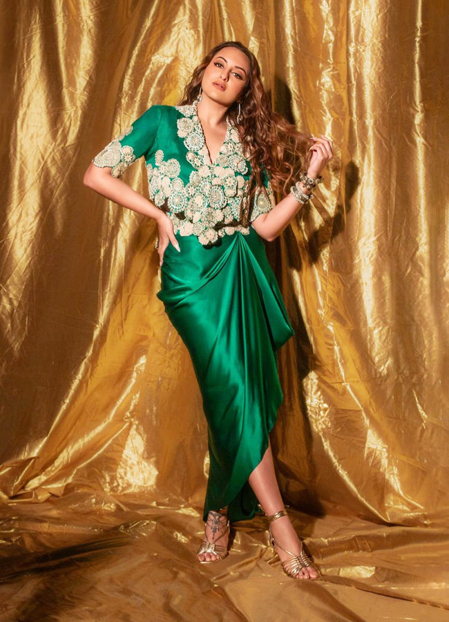 Sonakshi-Sinha-6.jpg 7