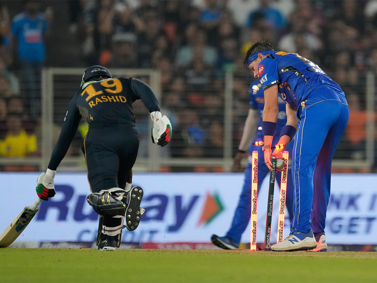 024_20T20_20cricket_20match_20between_20Mumbai_20Indians_20and_20Gujarat_20Titans_20at_20Narendra_20Modi_20Stadium-26.jpg 24
