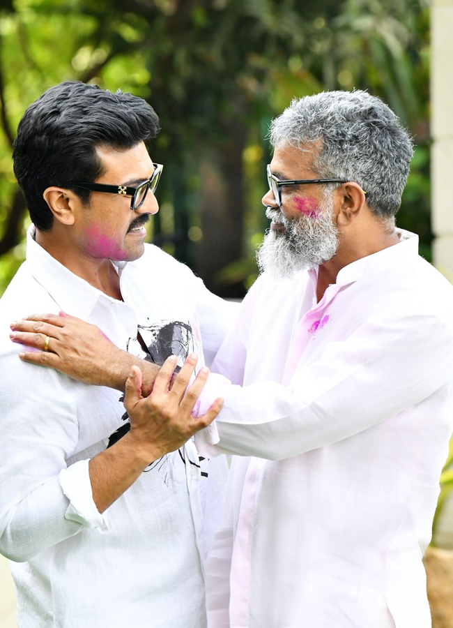 Ram-Charan.jpg 48