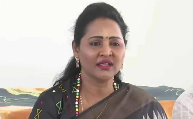 Vudavalli-Sridevi.jpg