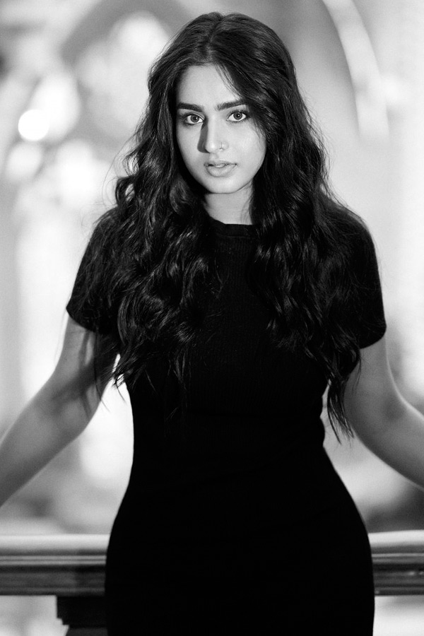 Ayesha_20Khan_20Latest_20Stunning_20Photos_7.jpg 8