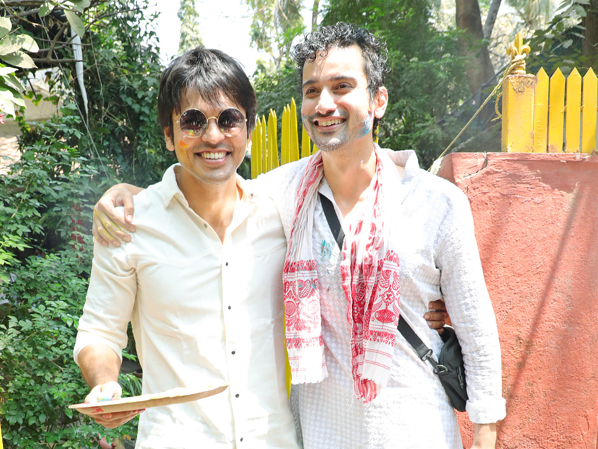 Bollywood_20celebrities_20holi_20celebrations_20Photos_5.jpg 6