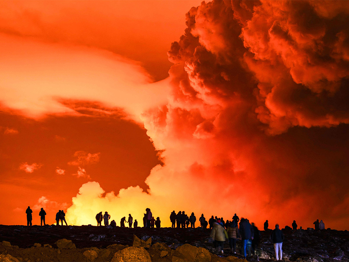 volcano_20in_20southwestern_20Iceland_20that_20erupted-20.jpg 19