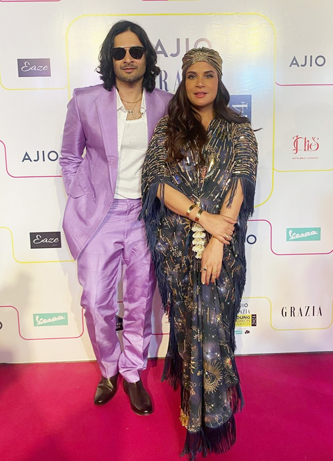 9.Ali-Fazal_Richa-Chadha.jpg 11