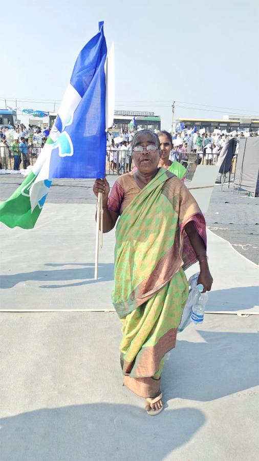 CM_20YS_20Jagan_20Memantha_20Siddham_20Public_20Meeting-10.jpg 10