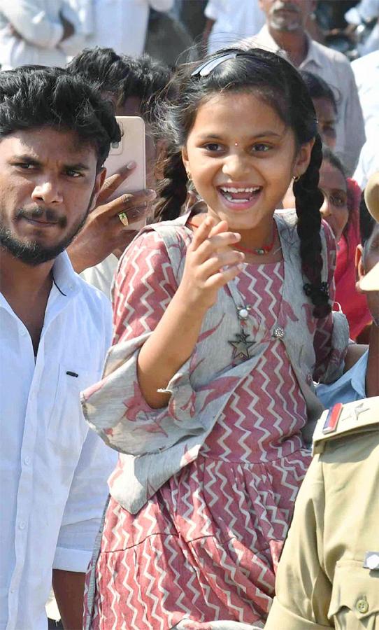 CM_20YS_20Jagan_20Memantha_20Siddham_20Public_20Meeting-76.jpg 51