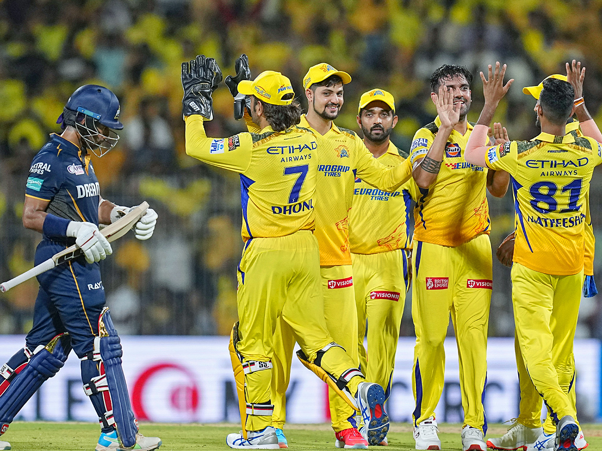Chennai_20Super_20Kings_20Beat_20Gujarat_20Titans_20by_2063_20Runs_20Photos_17.jpg 17