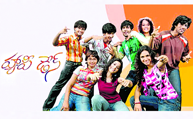 Happy_20Days_20Poster.jpg