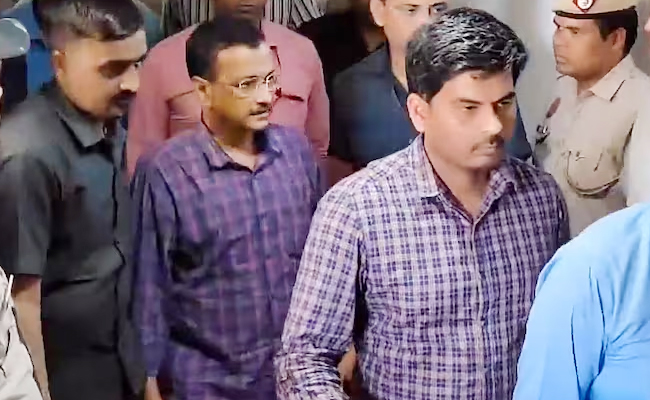 Krejiwal_ED_Liquor_Case_Cou.jpg